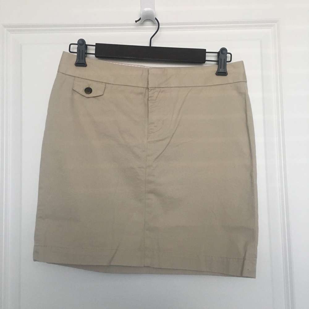 Tommy Hilfiger khaki chino skirt